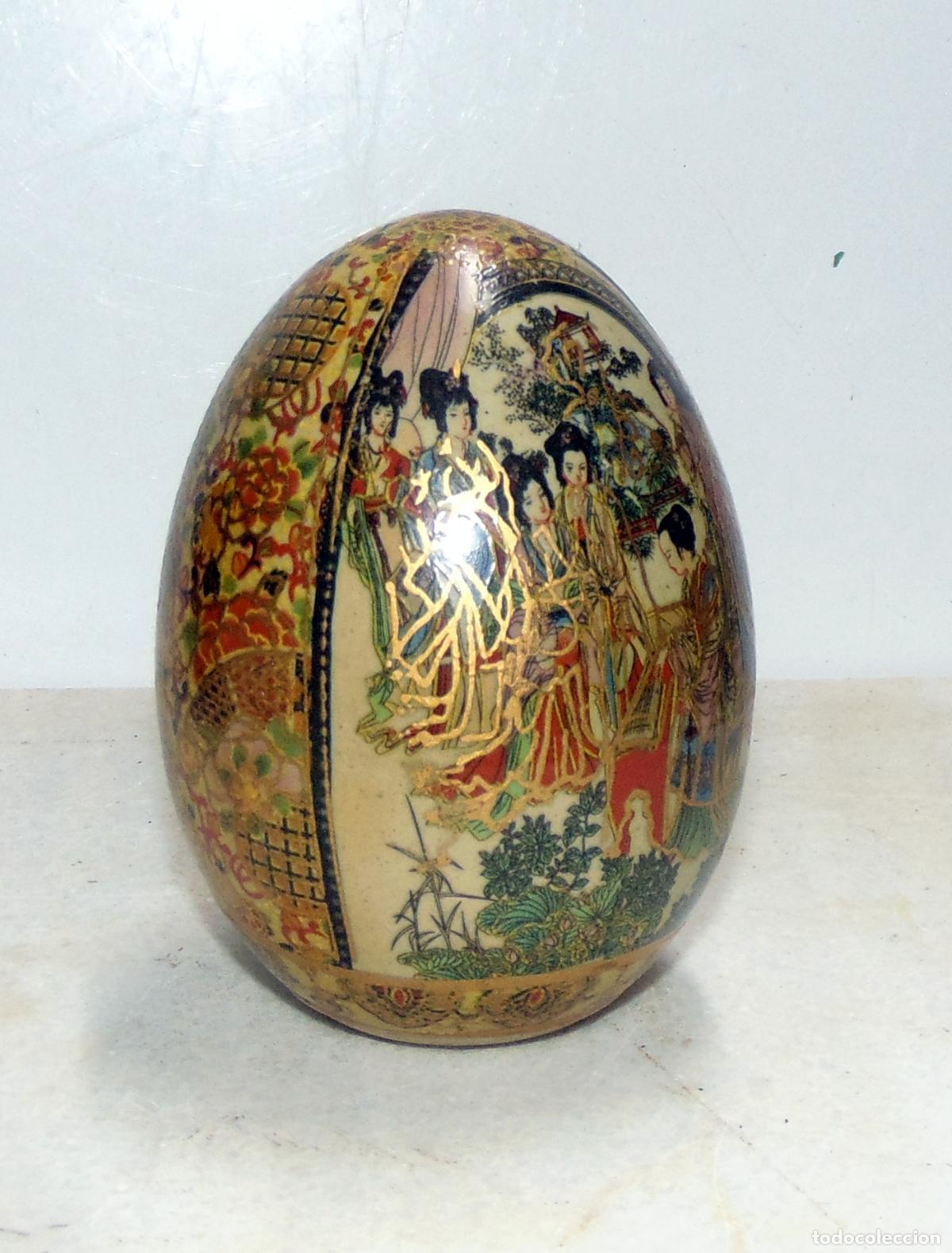 Antig&uuml;edades: HUEVO DE CERAMICA MOTIVOS ASIATICOS, 10CM