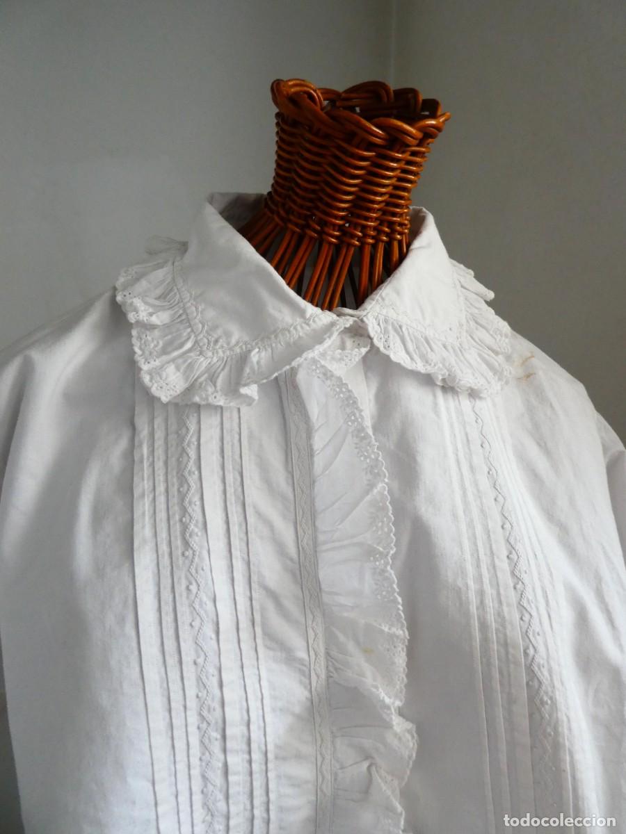 Antig&uuml;edades: ANTIGUA CAMISA - ENCAJE DE SUIZO Y TABLILLAS PPIO.S.XX