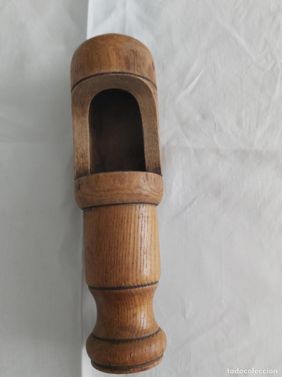 Antig&uuml;edades: Corchador manual antiguo