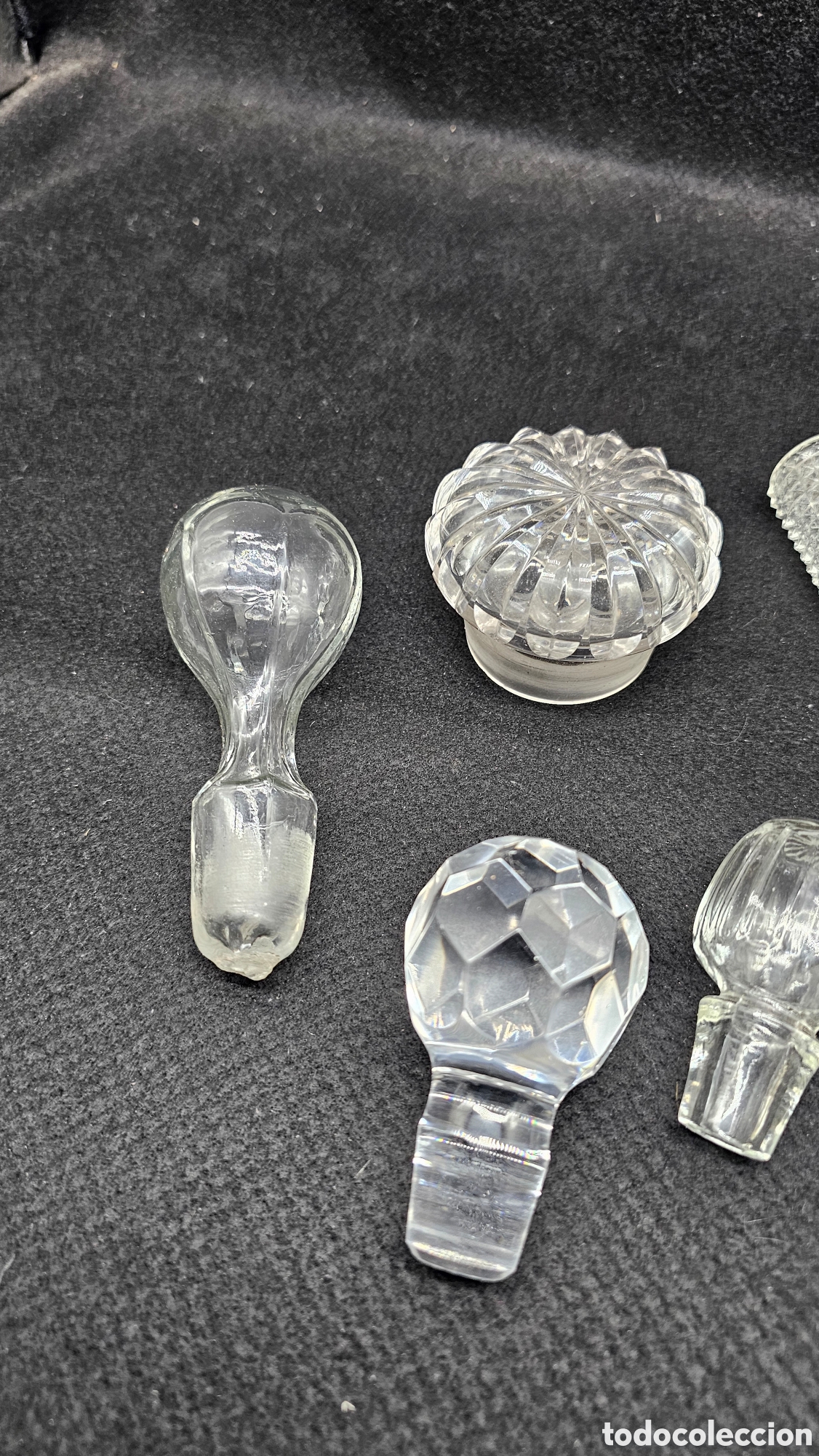 Antig&uuml;edades: Lote de tapas de cristal y vidrio - Foto 2