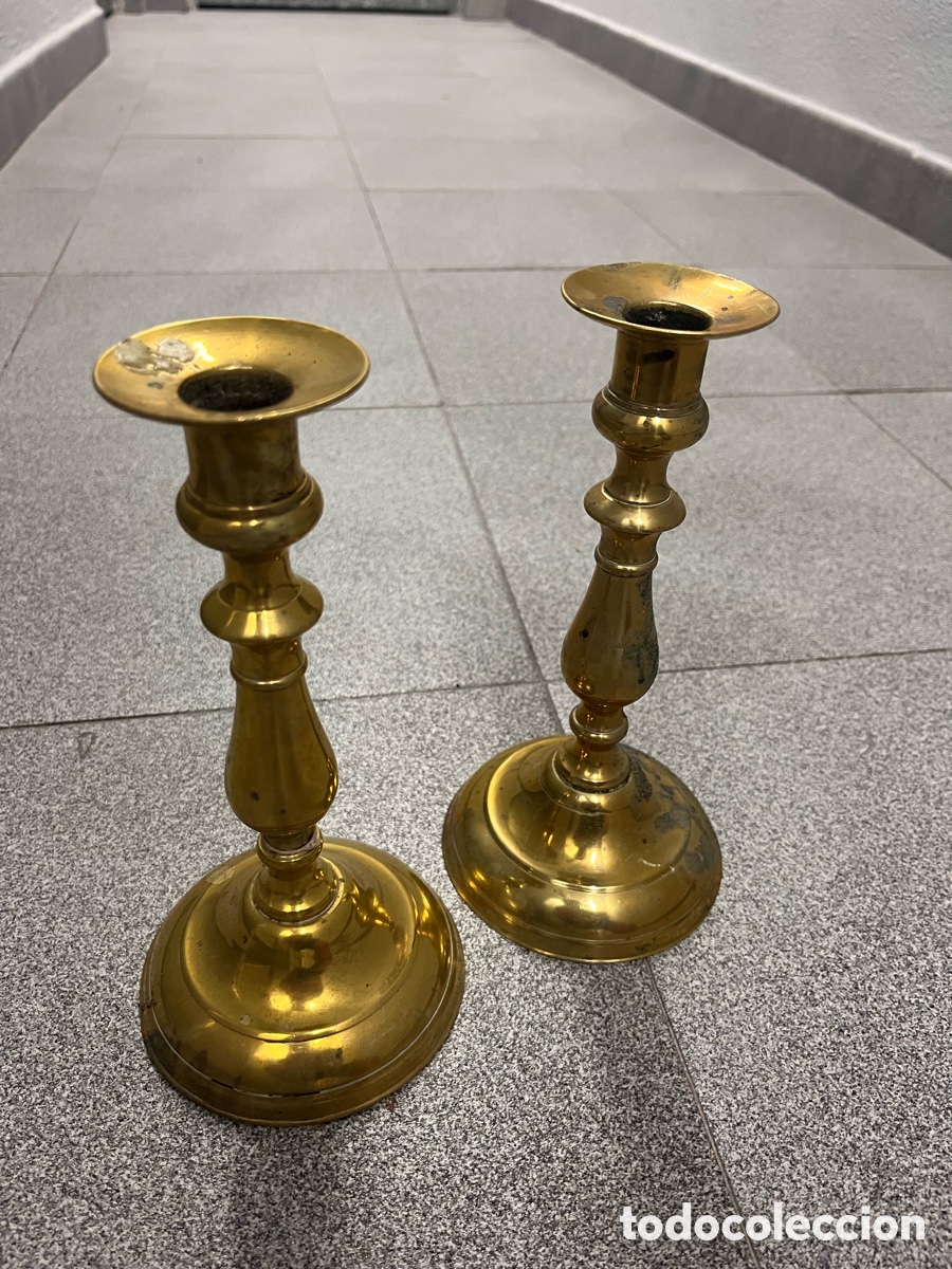 Antig&uuml;edades: Lote de 12 candelabros de bronce s XIX - Foto 4