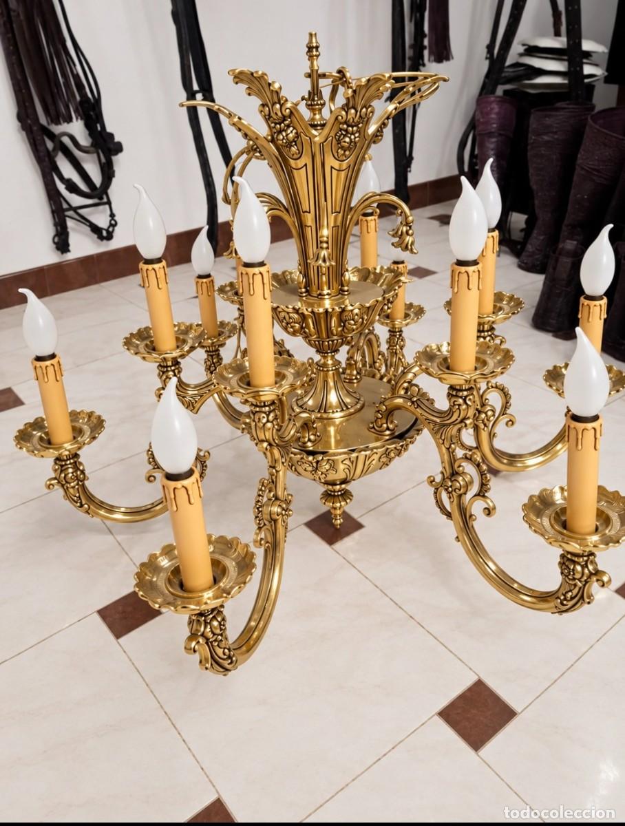 Antig&uuml;edades: L&aacute;mpara de ara&ntilde;a palaciega fabricada en bronce macizo de la prestigiosa firma espa&ntilde;ola Peris Andreu