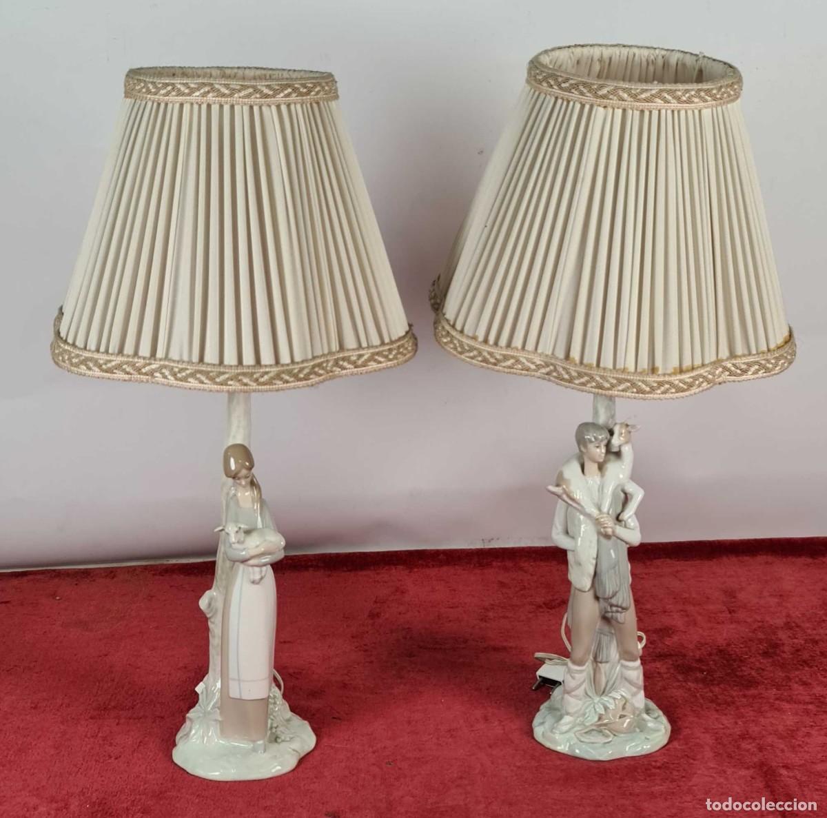 Antig&uuml;edades: PAREJA DE L&Aacute;MPARAS. PORCELANA ESMALTADA. FULGENCIO GARCIA. LLADR&Oacute;. ESPA&Ntilde;A. 1970.