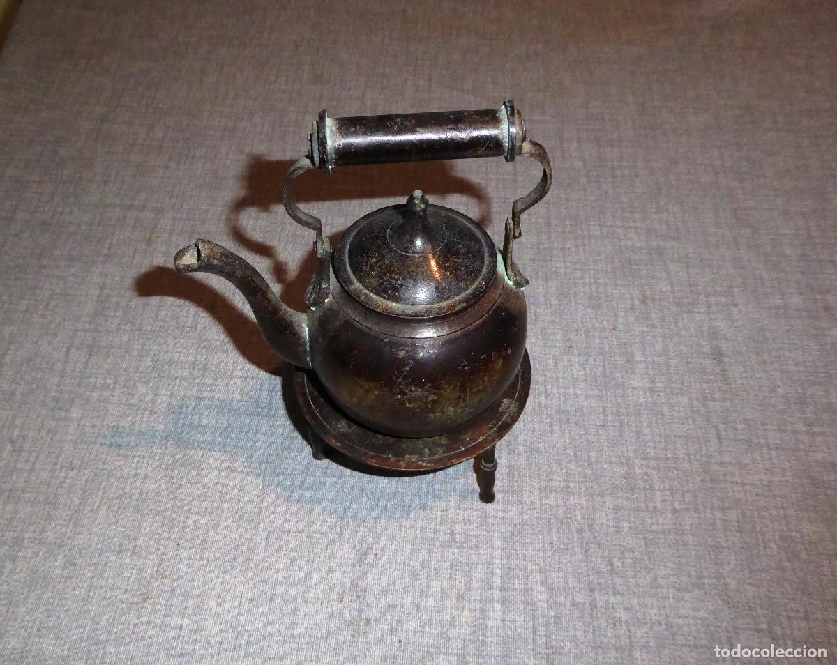 Antig&uuml;edades: ANTIGUA TETERA HERVIDOR DE METAL DE PEQUE&Ntilde;O TAMA&Ntilde;O