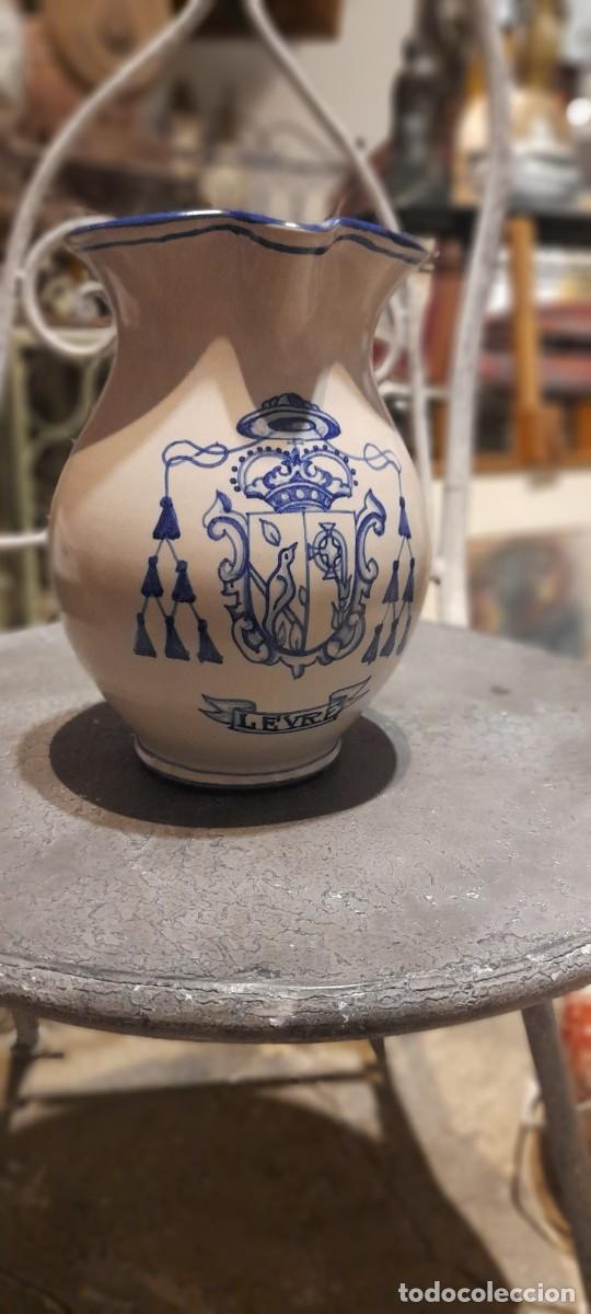 Antig&uuml;edades: JARRA DE CERAMICA DE LEYRE FIRMADA TERESA
