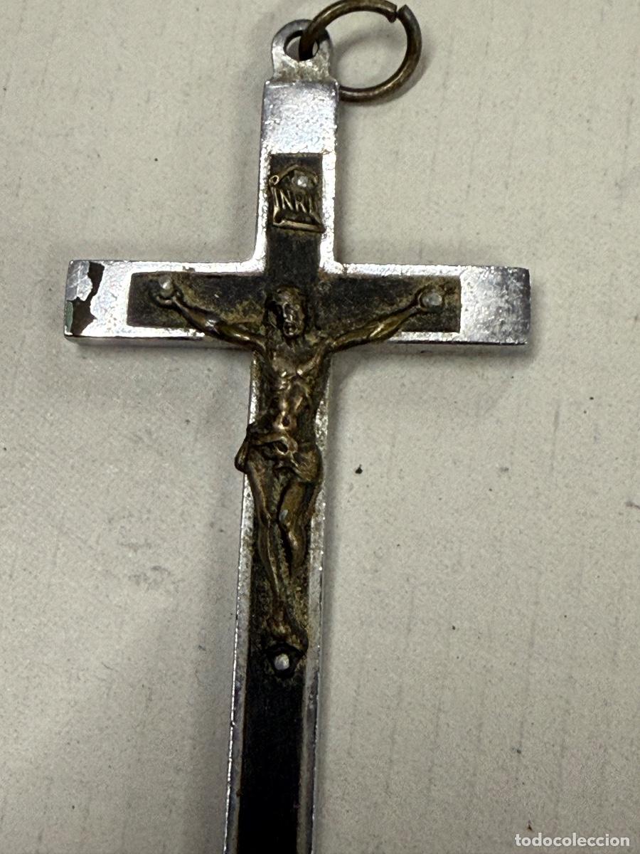 Antig&uuml;edades: Antigua cruz para colgante, estilo procesion. 8cms