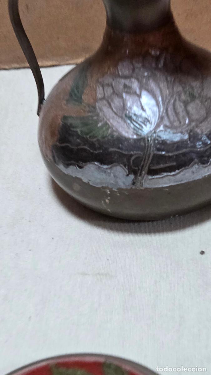 Antig&uuml;edades: jarra de metal repujado - Foto 3