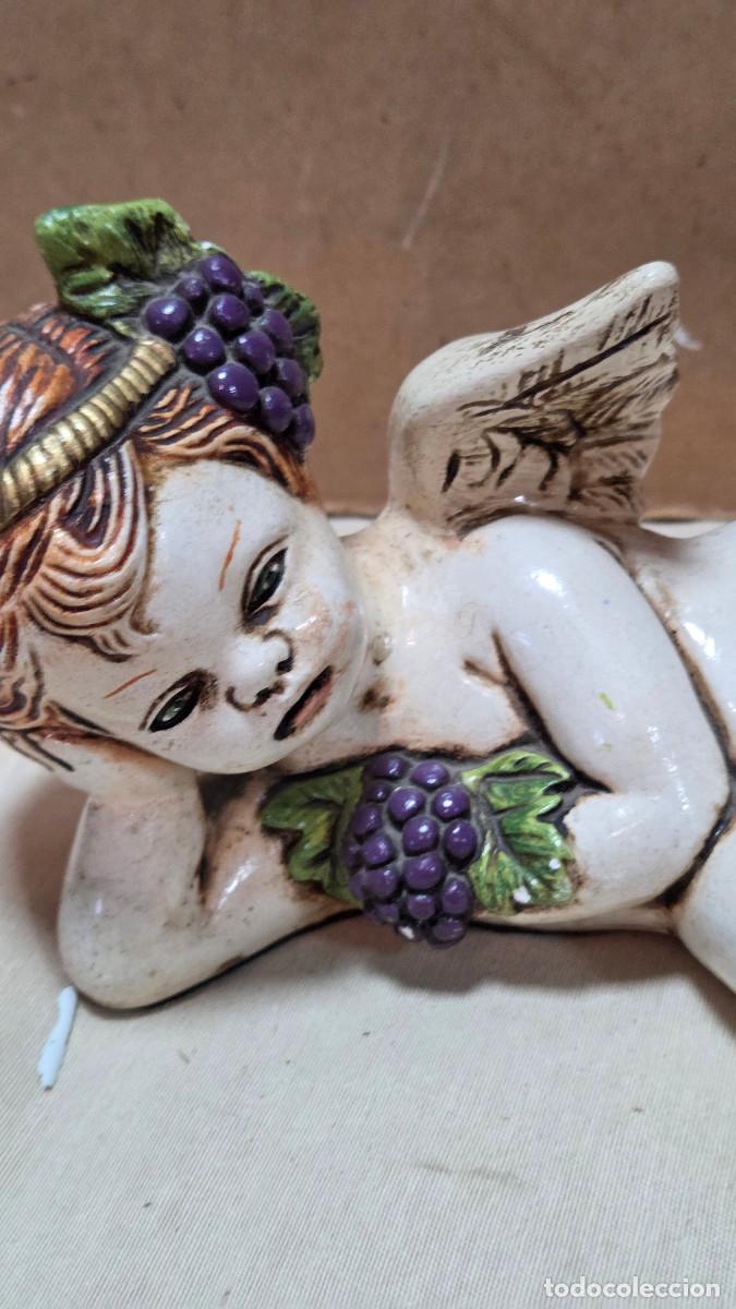 Antig&uuml;edades: figura de angel acostado - Foto 4