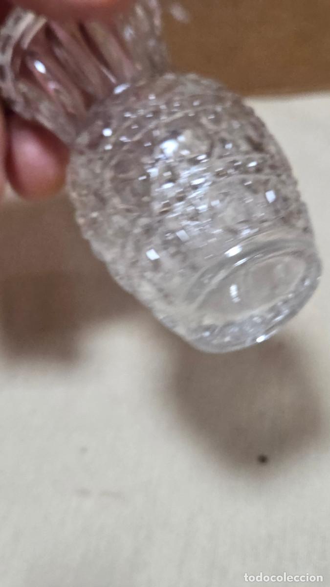 Antig&uuml;edades: peque&ntilde;o jarron de cristal - Foto 4