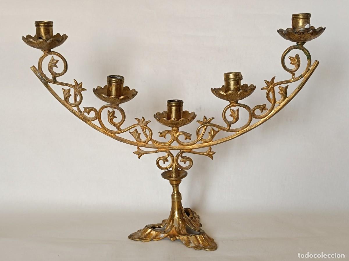 Antig&uuml;edades: Candelabro de altar antiguo de 5 luces - Foto 3