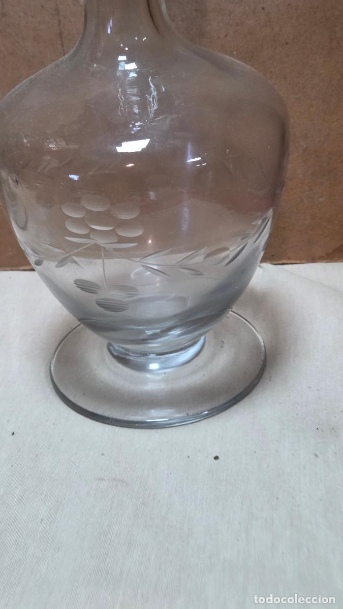 Antig&uuml;edades: botella de cristal antigua - Foto 2