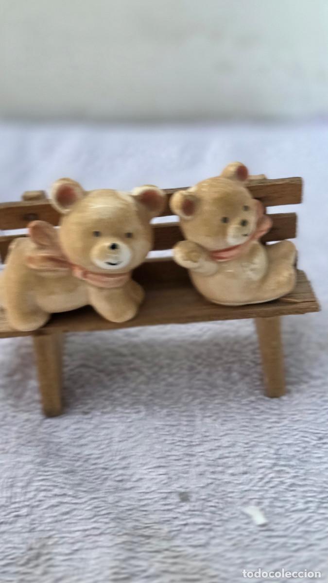Antig&uuml;edades: 2 osos sentados en un sillon - Foto 3