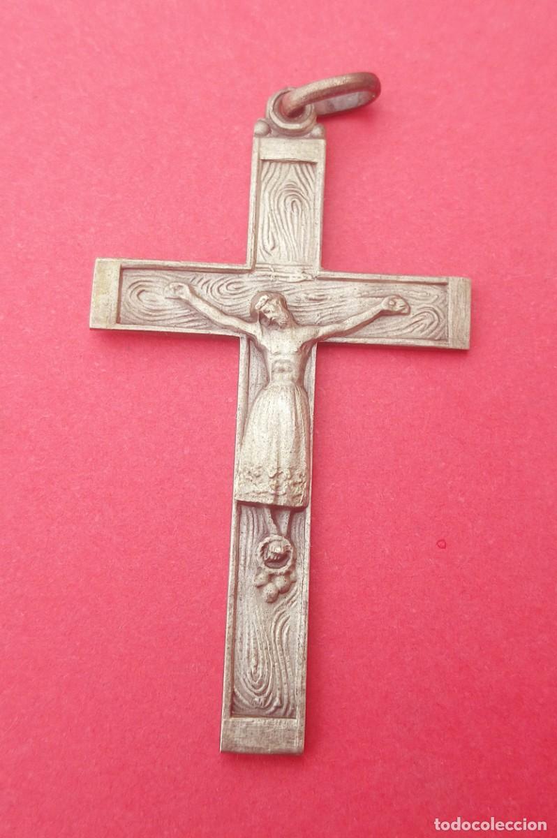 Antig&uuml;edades: Cruz Medalla Antigua Santo Cristo de Burgos.