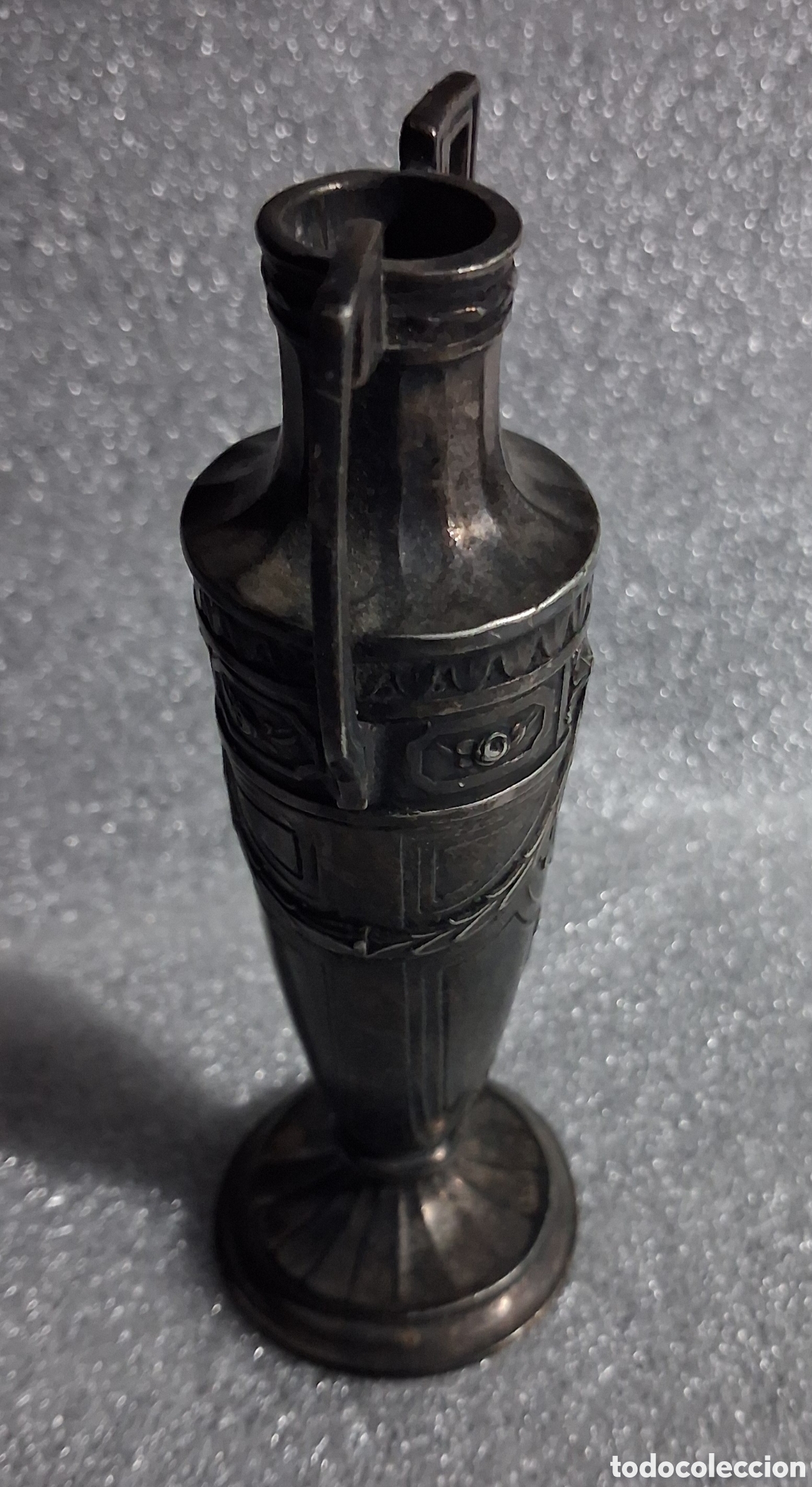 Antig&uuml;edades: Jarr&oacute;n tipo &aacute;nfora metal plateado - Foto 2