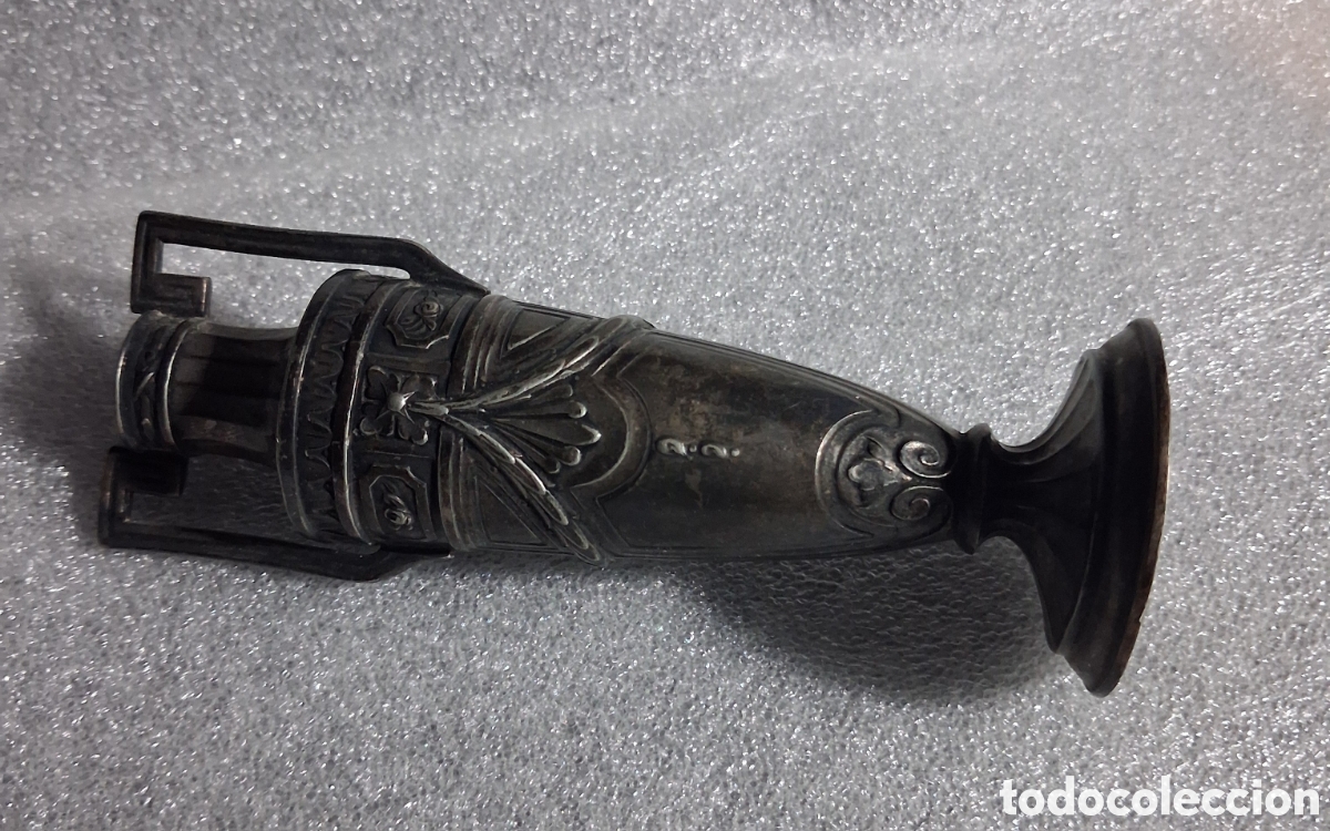Antig&uuml;edades: Jarr&oacute;n tipo &aacute;nfora metal plateado - Foto 3