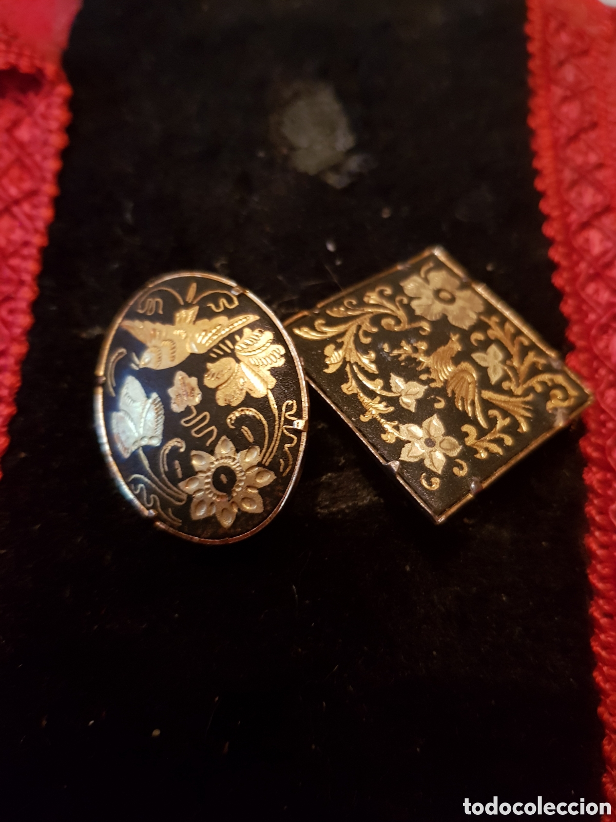 Antig&uuml;edades: LOTE DE 2 ANTIGUOS BROCHES DAMASQUINADOS