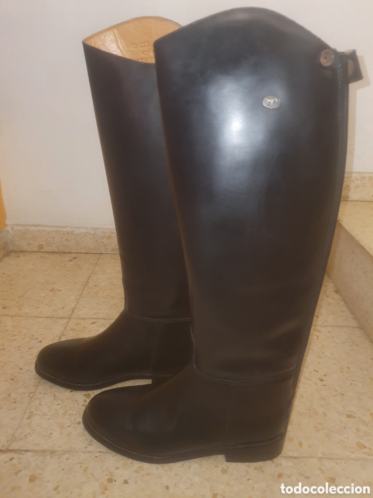 Antig&uuml;edades: Botas de montar cuero. - Foto 2