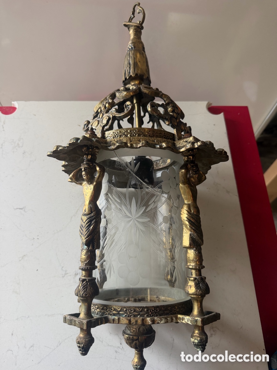 Antig&uuml;edades: Farol Antiguo de Bronce con Cristales Grabados