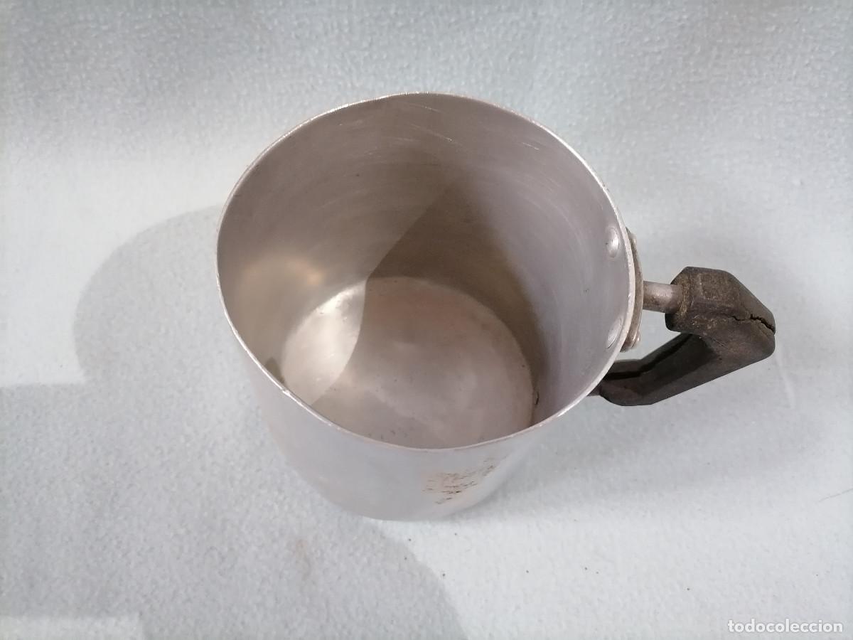 Antig&uuml;edades: Jarra de Aluminio Antigua - Foto 3