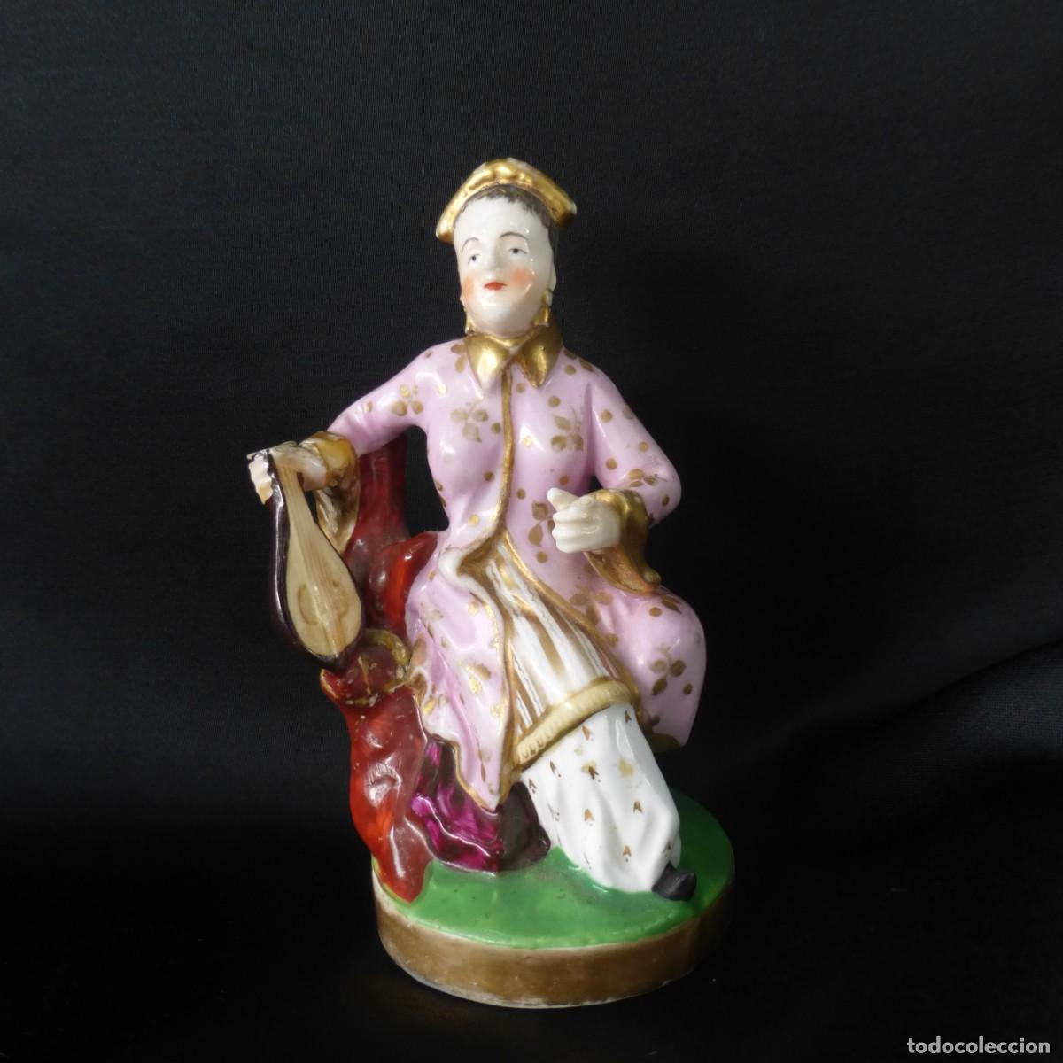 Antiguidades: ANTIGUA ISABELINA FIGURA DE PORCELANA PARA APAGAR LAS VELAS S. XIX VICTORIAN PORCELAIN FIGURE