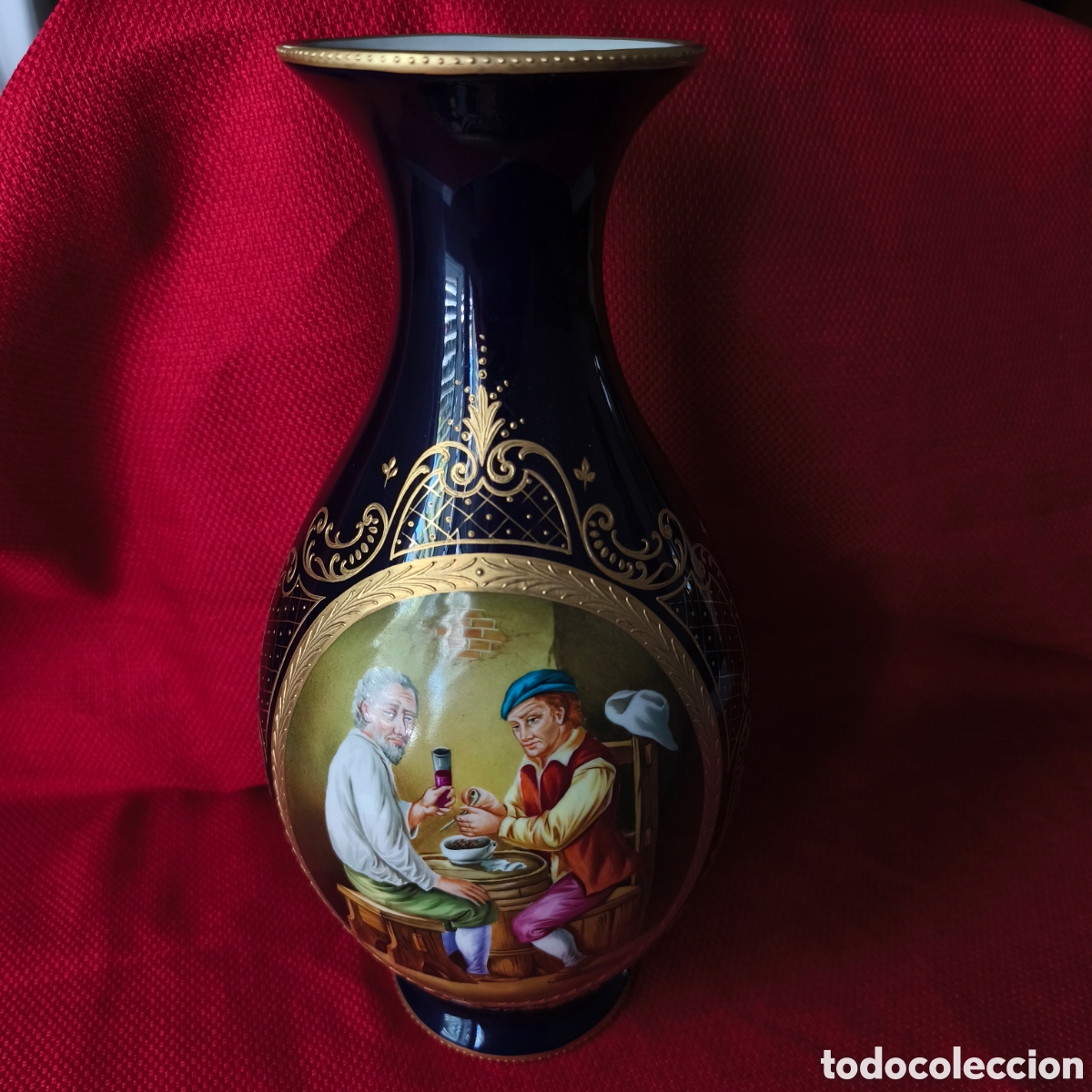 Antig&uuml;edades: Jarr&oacute;n azul cobalto y oro ( Salvador Mallol )