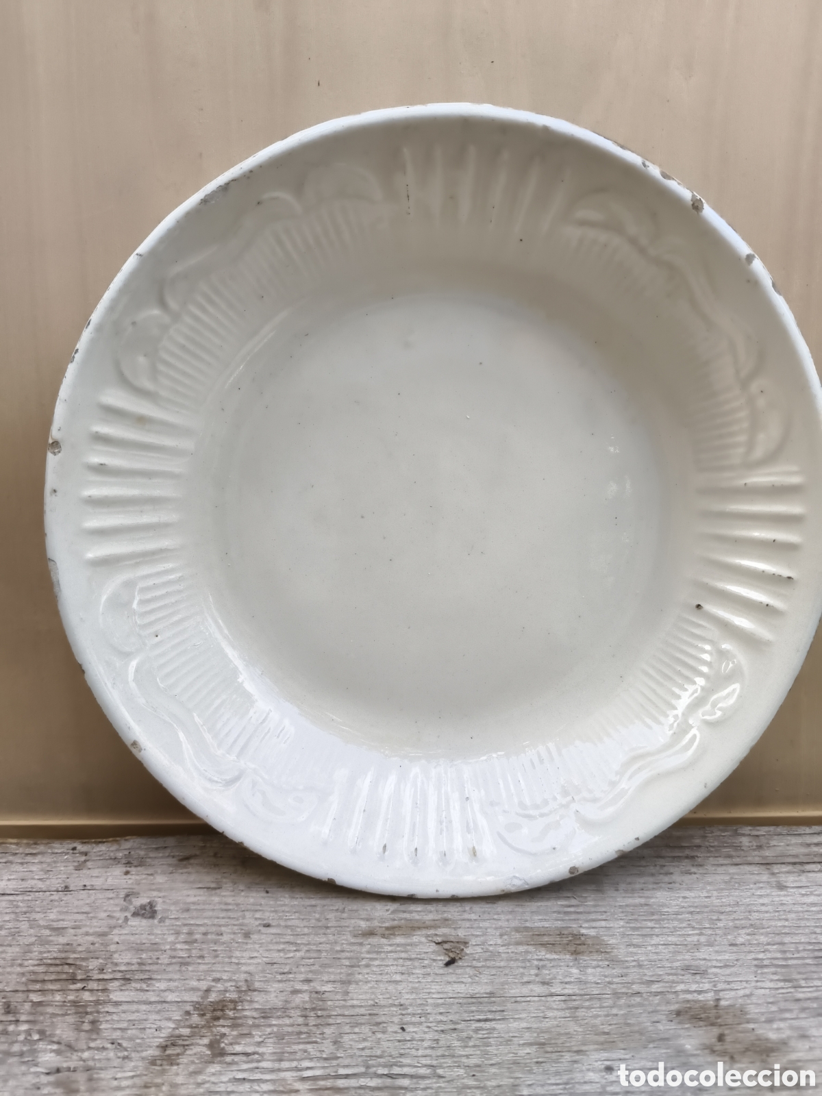 Antiques: Antiguo plato de Manises siglo XX
