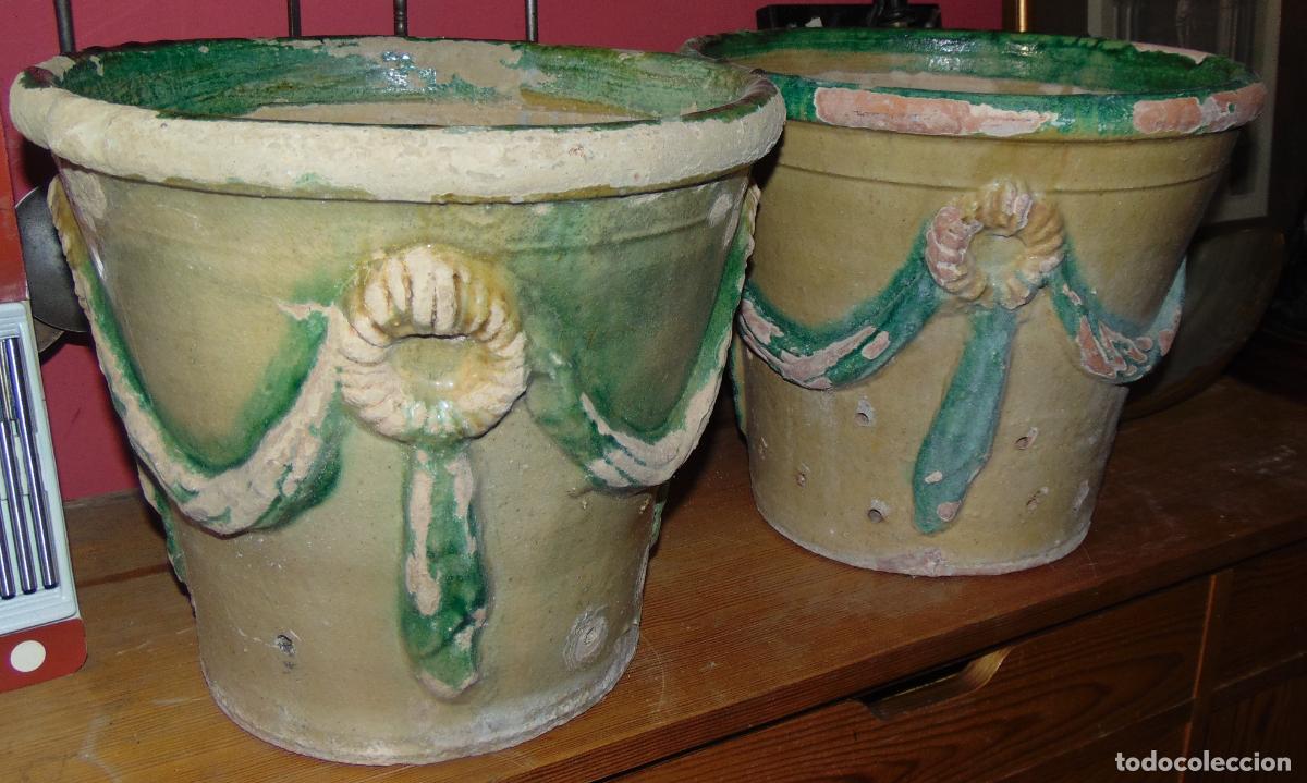 Antig&uuml;edades: ANTIGUAS MACETAS DE CERAMICA MALAGUE&Ntilde;AS, LO HAN DADO TODO, VER FOTOS, ALTURA 31CM, DIAMETRO 36CM