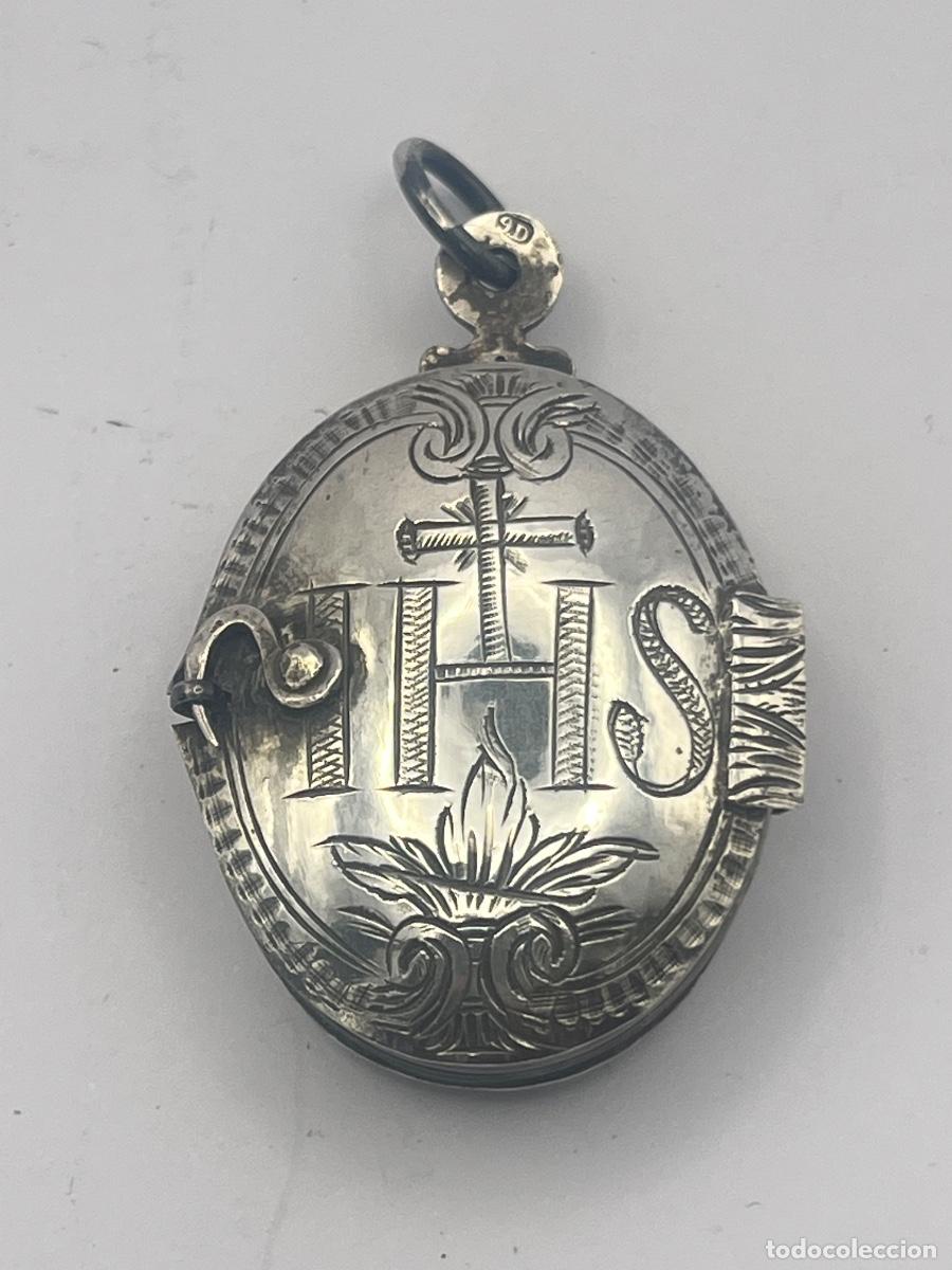 Antiques: RELICARIO DEVOCIONAL OVAL DE PLATA SIGLO XVIII PUNZ&Oacute;N