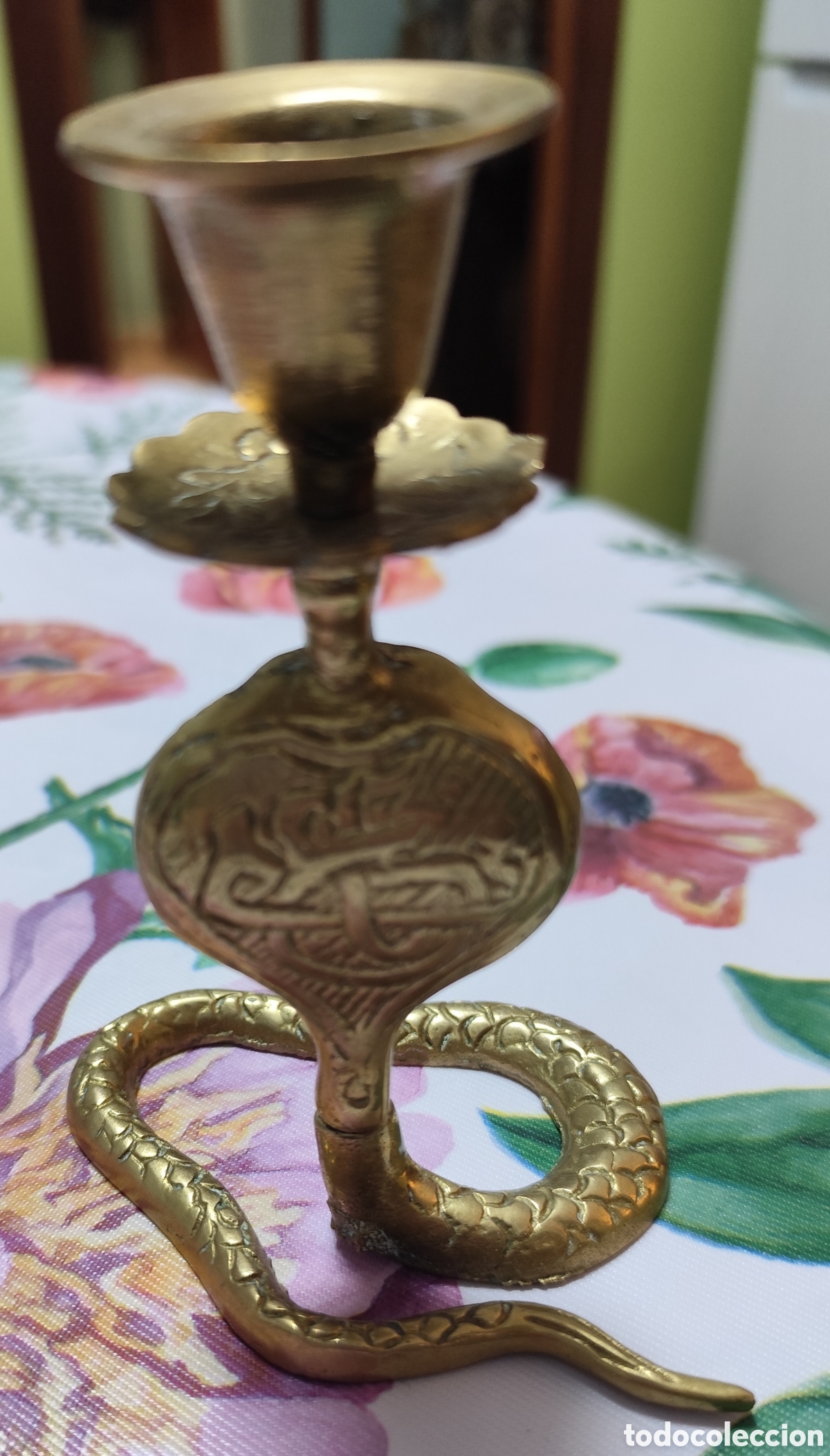 Antig&uuml;edades: Candelabro vintage con forma de cobra