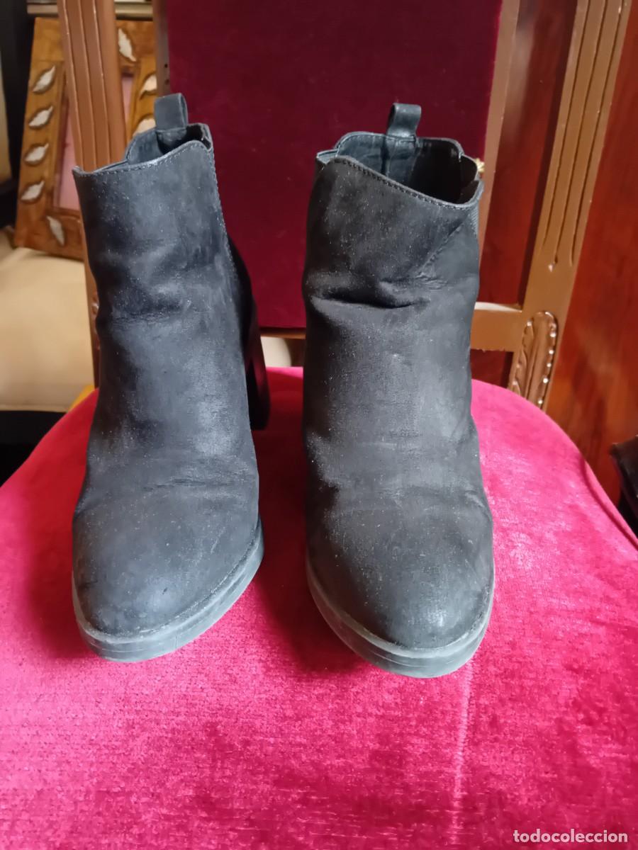 Antig&uuml;edades: Botines marca Stradivarius n&uacute;mero 37 - Foto 2
