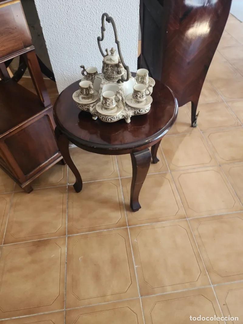 Antig&uuml;edades: Mesa Auxiliar Velador de Madera