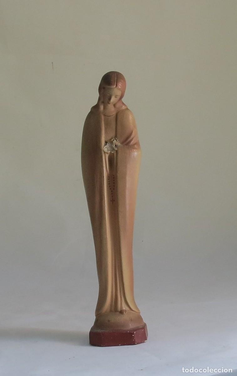 Antig&uuml;edades: Imagem de Nossa Senhora em terracota; Fabrica &ndash; Estatu&aacute;ria de Coimbra, Cerca &ndash; 1960;