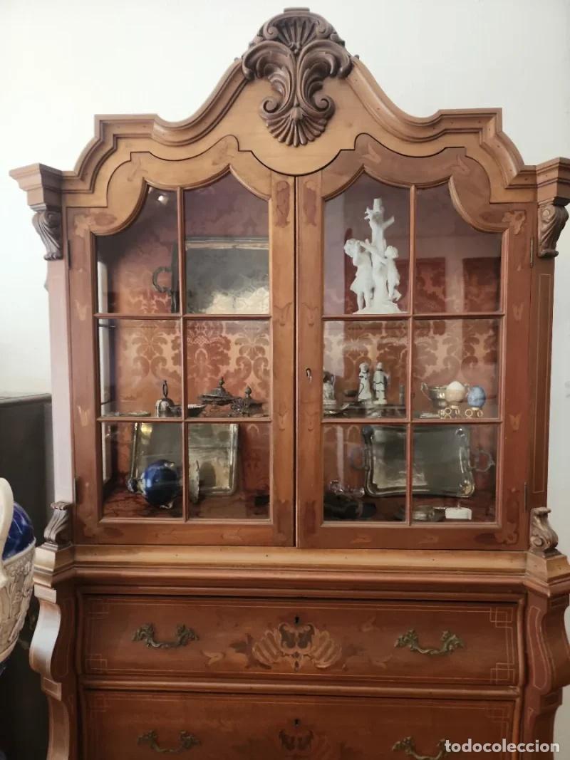 Antig&uuml;edades: Vitrina Antigua de Nogal - Foto 3