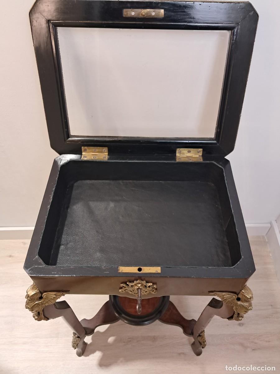 Antig&uuml;edades: Vitrina Napole&oacute;n III de finales del s.XIX - Foto 4