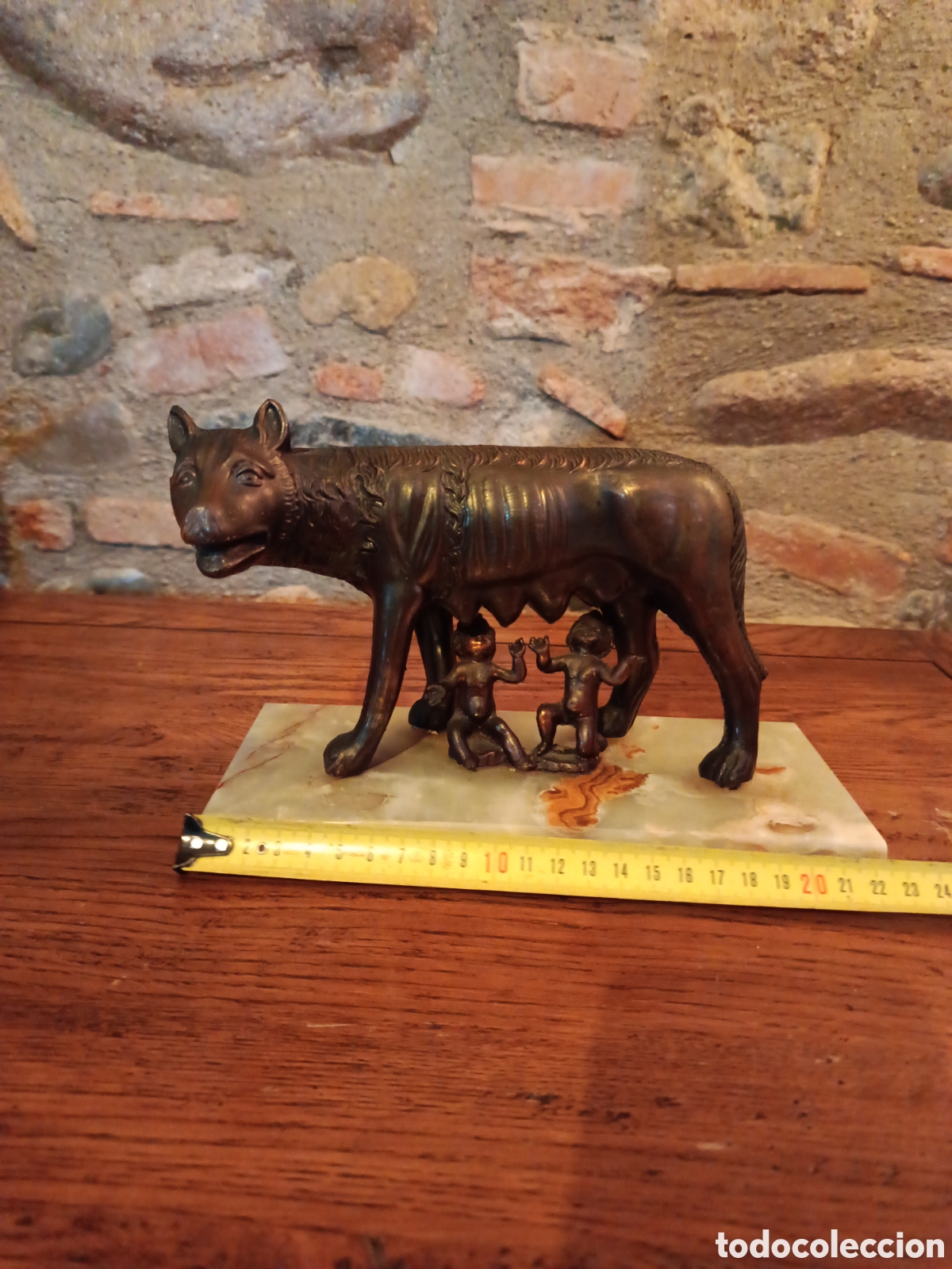 Antig&uuml;edades: Figura bronce de la loba Capitolio