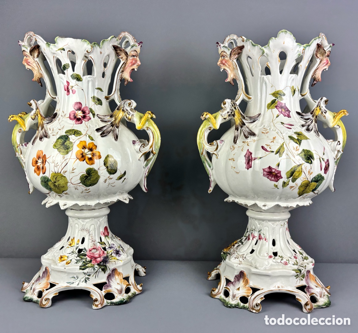 Antig&uuml;edades: GRAN PAREJA DE JARRONES DE CER&Aacute;MICA ITALIANA &ldquo;NOVE DI BASSANO&rdquo; - SIGLO XIX - 58 CM
