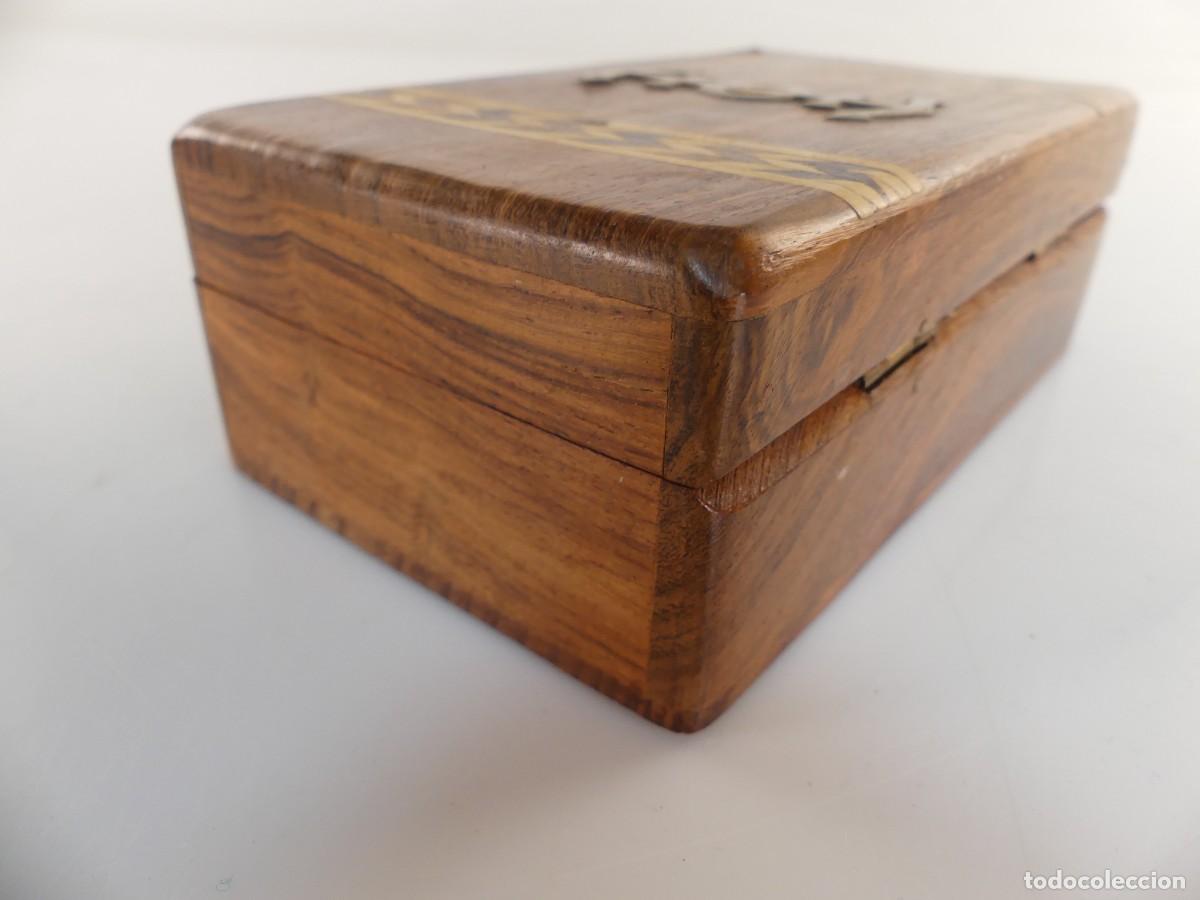 Antig&uuml;edades: BONITA CAJA DE MADERA - Foto 14