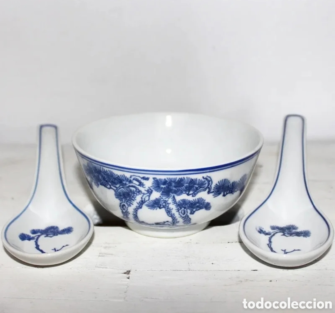 Antig&uuml;edades: Cuenco o bol de porcelana china con dos cucharas a juego