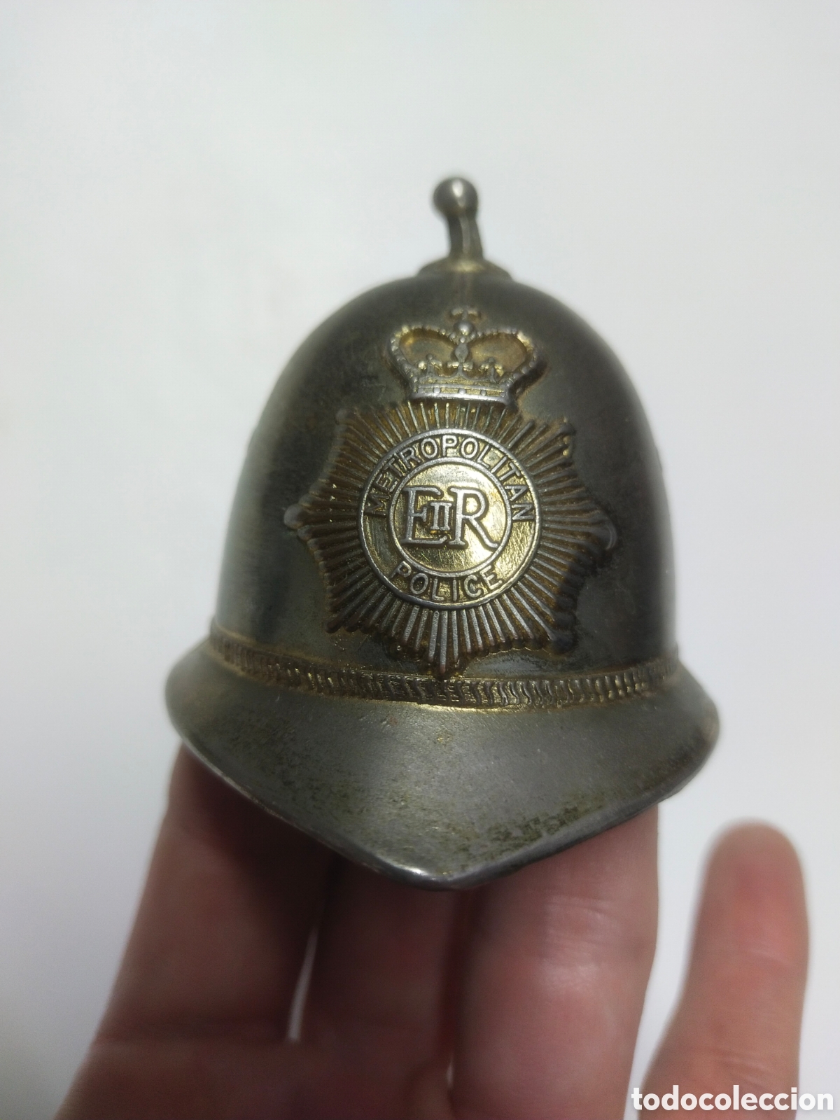 Antig&uuml;edades: Antigua Campanilla de Mesa Casco Metropolitan Police Bobby Ingl&eacute;s Con Badajo Funcionando