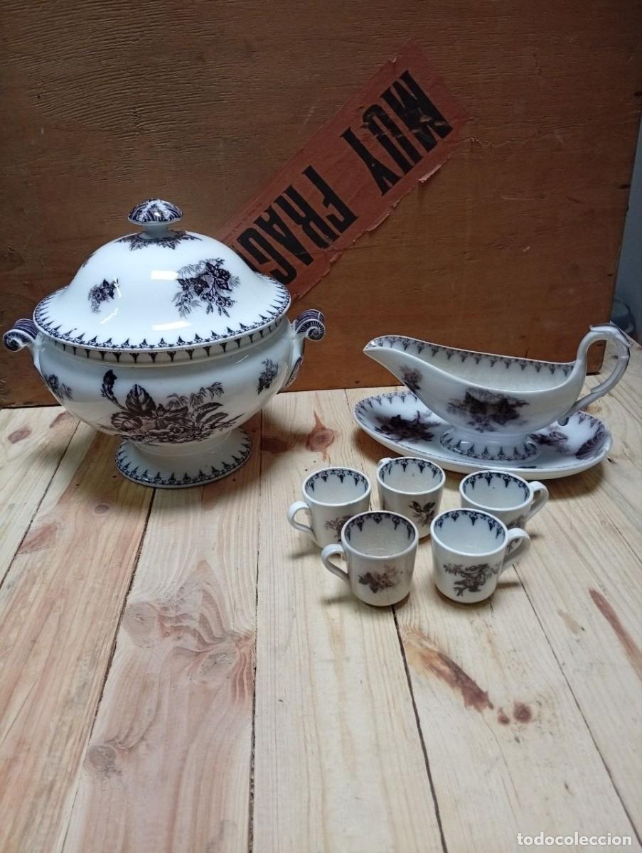 Antig&uuml;edades: Antiguo lote de loza francesa Sarreguemines -- Flore -- Sopera, salsera y tazas