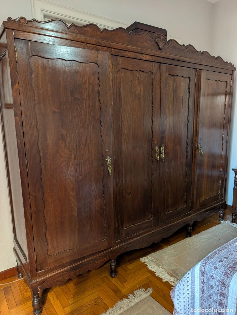 Antig&uuml;edades: Armario S. XIX Casta&ntilde;o macizo