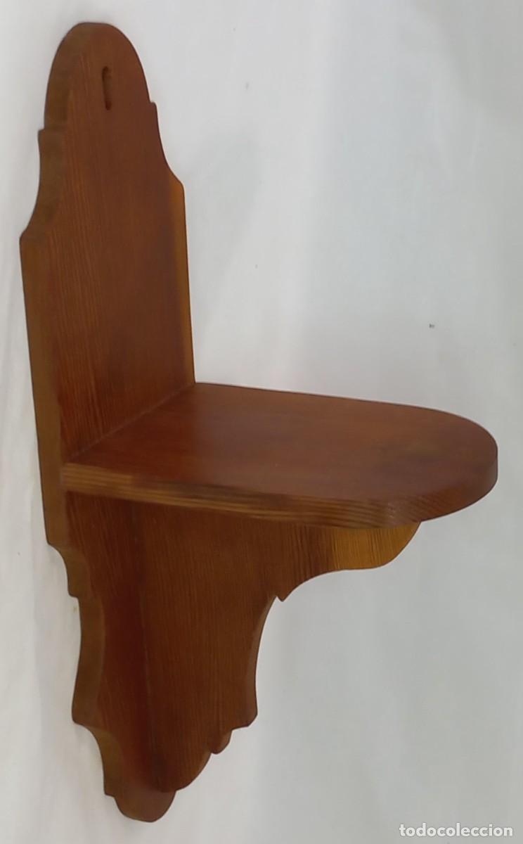 Antig&uuml;edades: ANTIGUA MENSULA DE MADERA - Foto 1