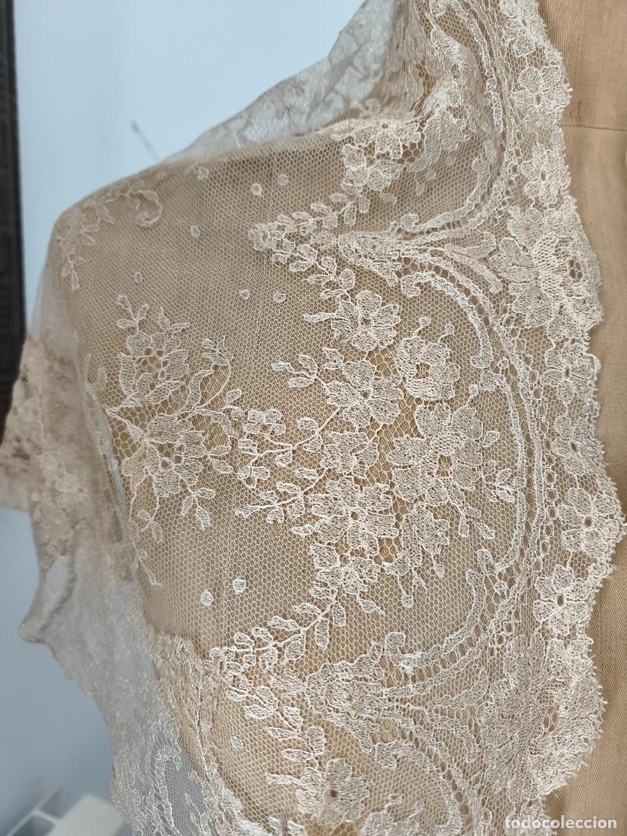 Antig&uuml;edades: MANTILLA DE PICO CHANTILLY FINALES DE S.XIX - Foto 4
