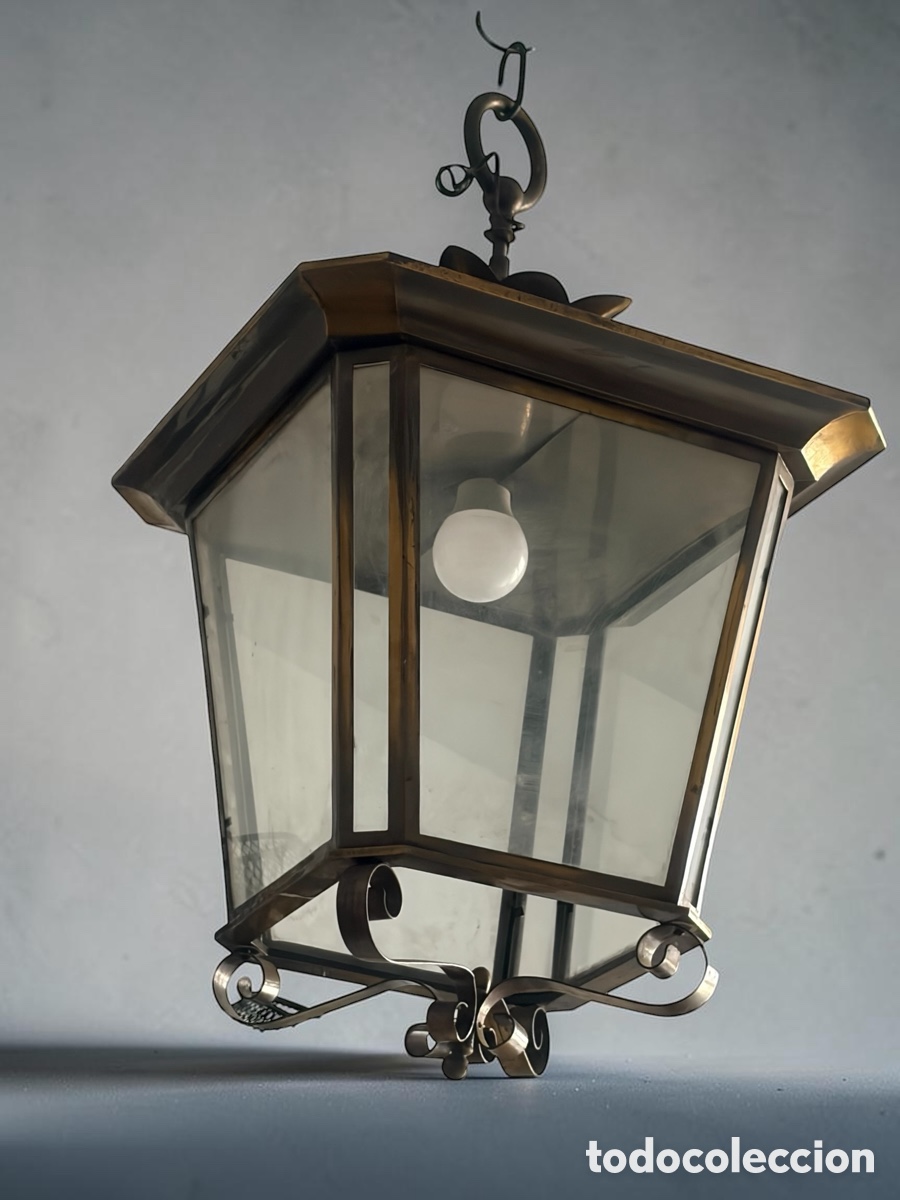 Antig&uuml;edades: Antiguo farol grande de techo