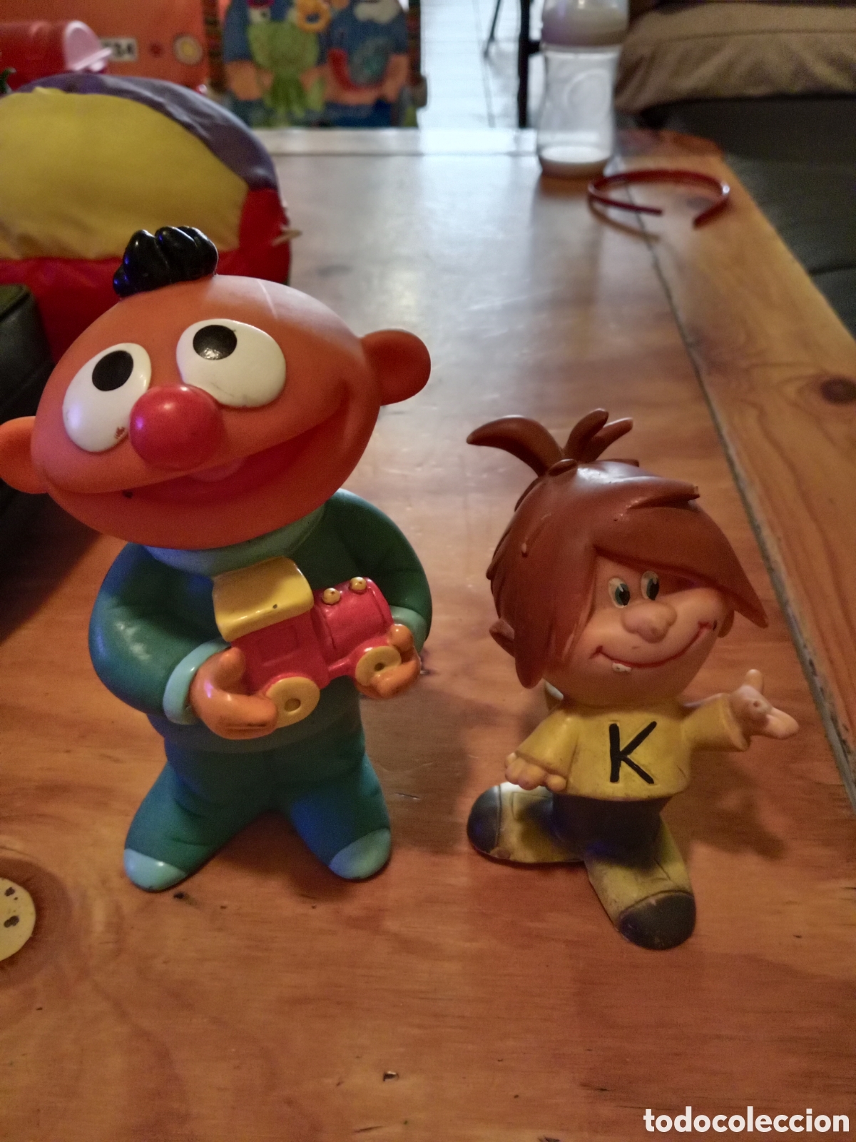 Antig&uuml;edades: Figura hucha Epi y blas colecci&oacute;n