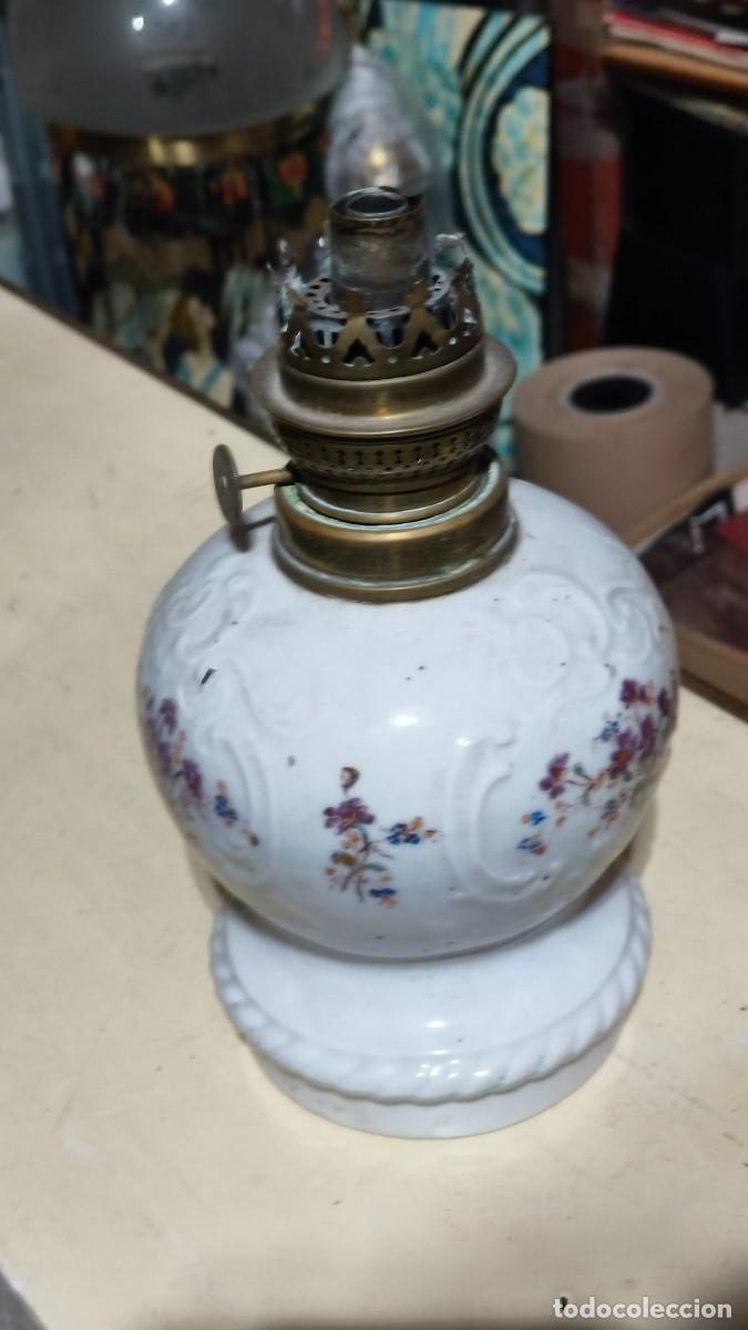 Antig&uuml;edades: Lampe a p&eacute;trole r&eacute;servoir boule bronze et laiton 1900