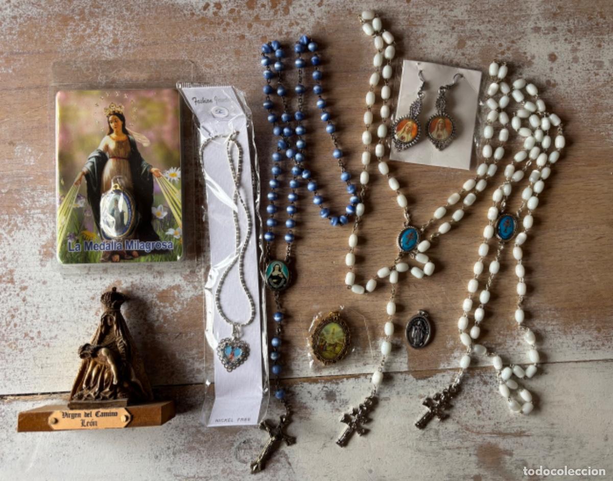 Antig&uuml;edades: Lote de 9 art&iacute;culos religiosos.