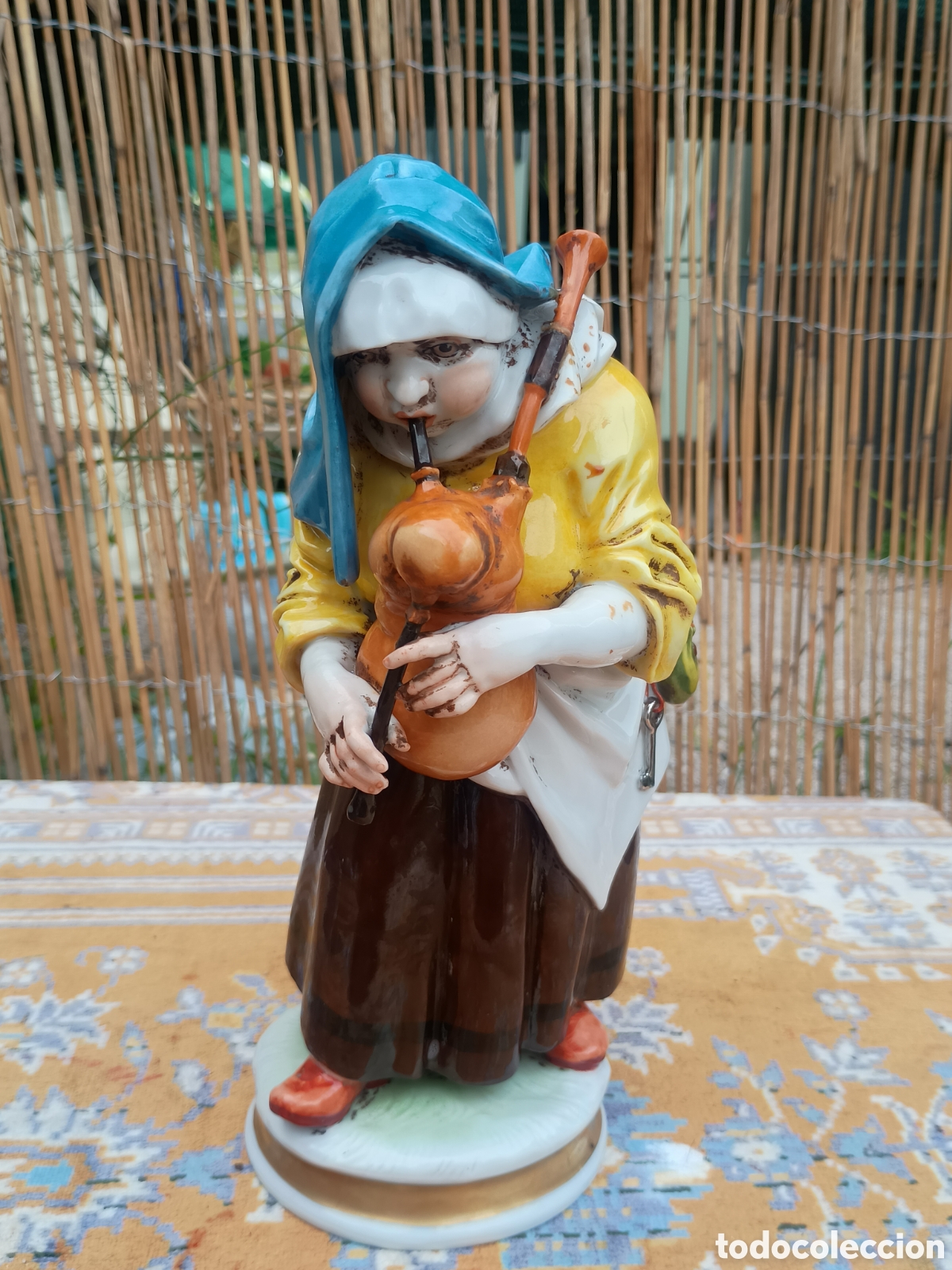 Antig&uuml;edades: Gaitera cer&aacute;mica Alcora - Foto 1