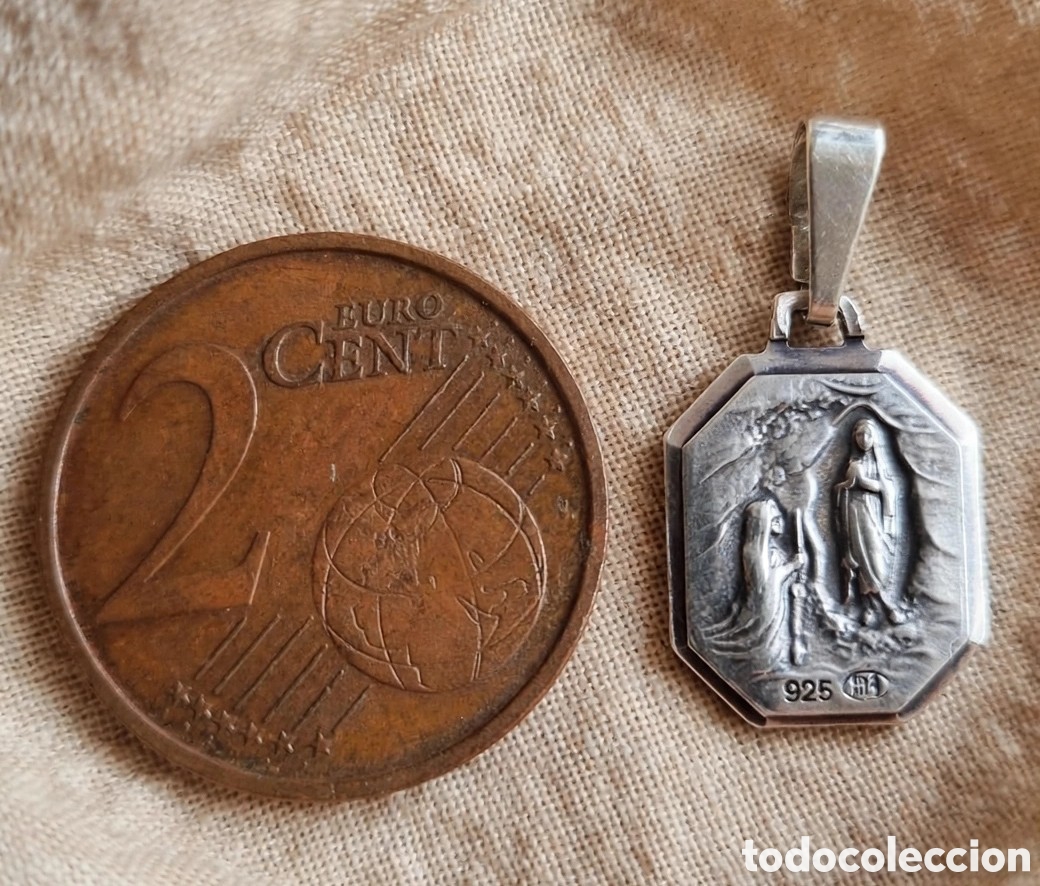 Antig&uuml;edades: Medalla Virgen de F&aacute;tima - Foto 2