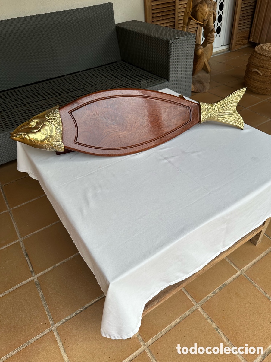 Antig&uuml;edades: Salmonera antigua dorada.